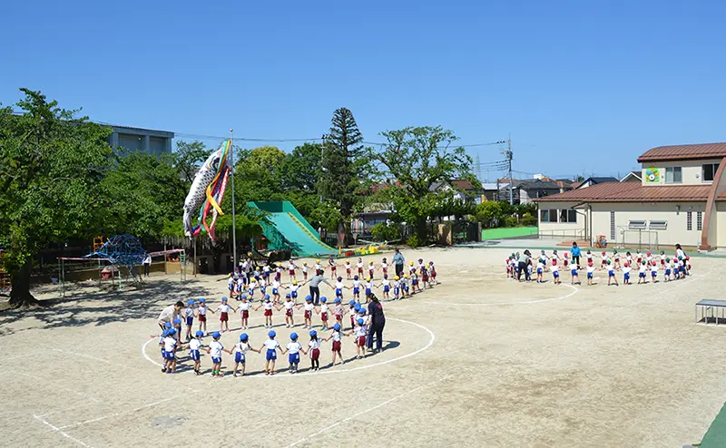 慶元寺幼稚園園庭